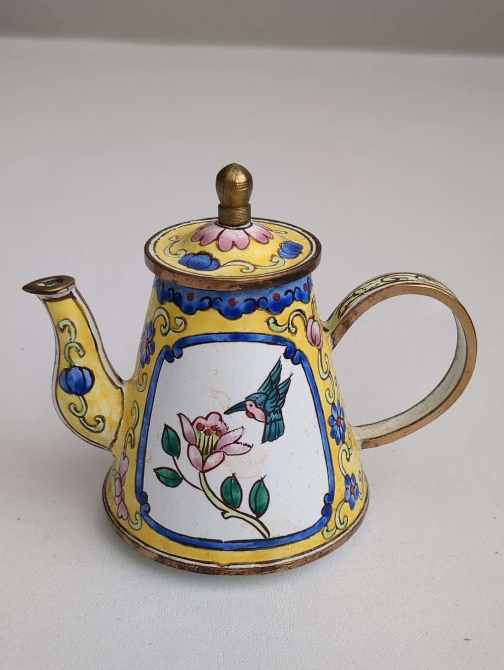Kevin Chen 3" Mini Hummingbird And Flower Metal Teapot
